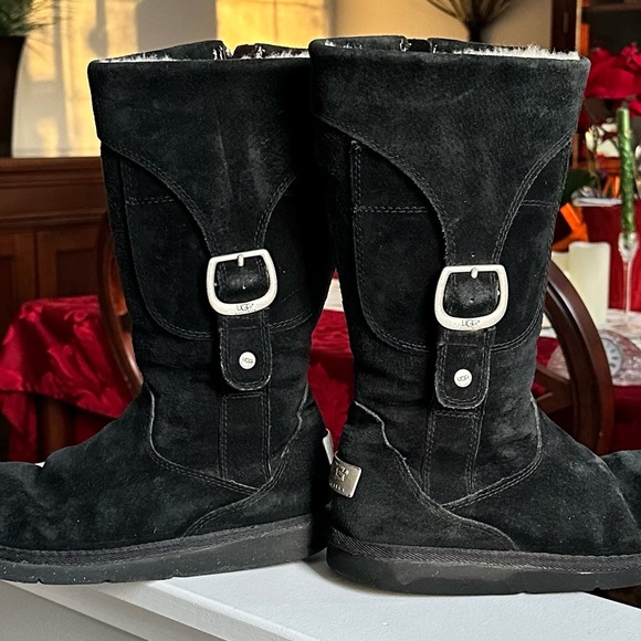 Vintage UGG boots - Picture 3 of 7